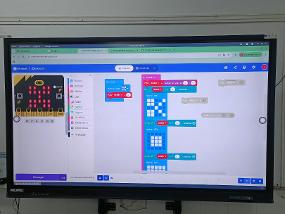 JUEGO CON MICROBIT